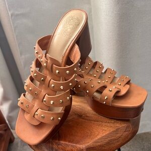 Vince Camuto Brown Studded Platform Sandals Sz 9